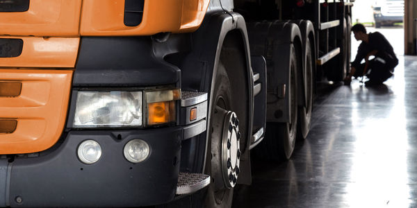 LKW Reifen für alle Gewichtsklassen. LKW Reifen für alle Gewichtsklassen.